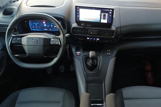 Toyota Proace City Verso 1.5 D-4D Family