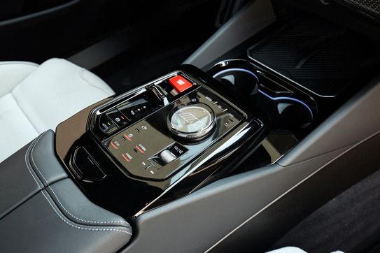 BMW Seria 5 M5