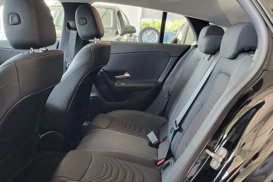 Mercedes CLA 250 e PHEV 8G-DCT