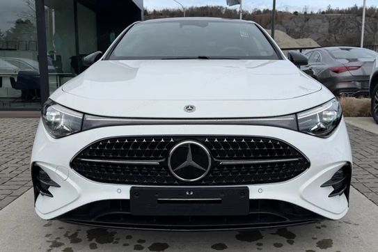 Mercedes CLA 200 AMG Line