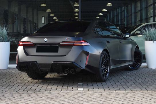 BMW Seria 5 M5
