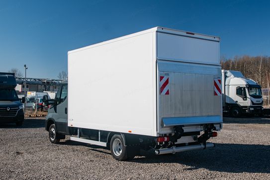 Iveco Daily 50C18 Hi-Matic Kontener 8EP + Winda