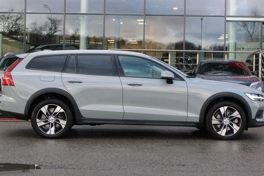 Volvo V60 Cross Country B4 D AWD Core