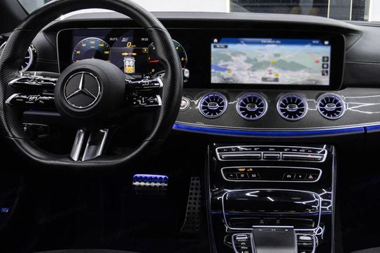 Mercedes E Klasa 220 d Coupe 4-Matic AMG