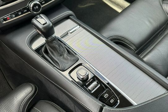 Volvo V90 D5 SCR AWD Pro