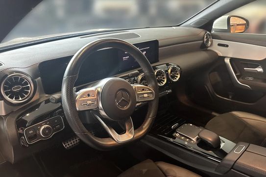 Mercedes CLA 180 mHEV AMG Line 7G-DCT