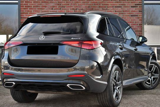 Mercedes GLC 200 4-Matic AMG Line