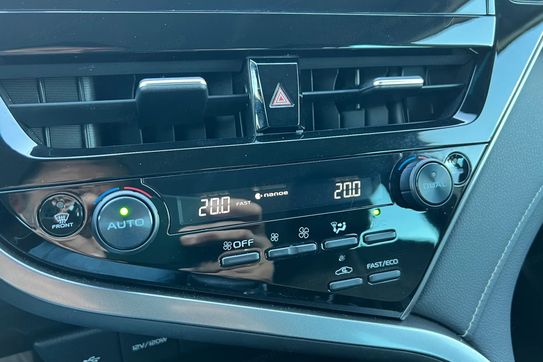 Toyota Camry 2.5 Hybrid