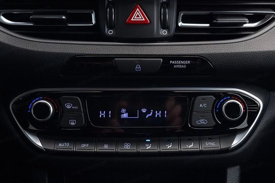 Hyundai i30 1.0 T-GDI Smart DCT