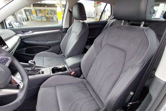 Volkswagen Golf 1.5 TSI