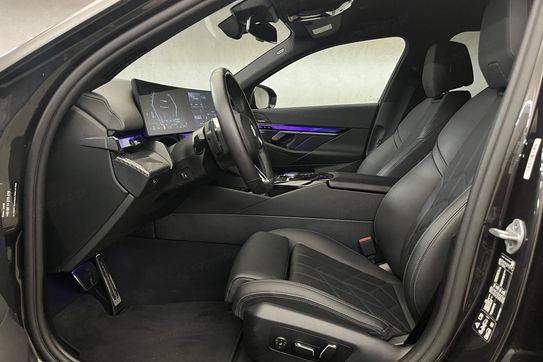 BMW Seria 5 520d xDrive mHEV M Sport aut