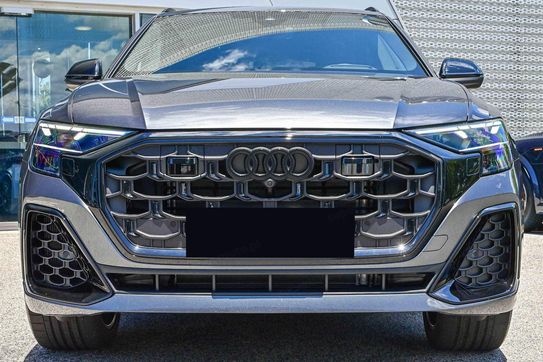 Audi Q8 TFSI e quattro S line