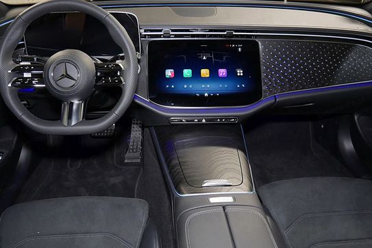 Mercedes Klasa E 300 de 4-Matic AMG