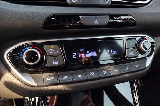 Hyundai i30 1.5 T-GDI 48V Smart