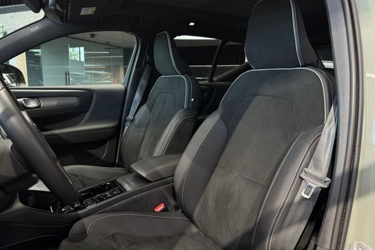 Volvo XC40 B4 Plus Dark aut