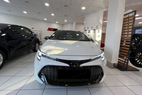 Toyota Corolla GR Sport 2.0 Hybrid Dynamic Force