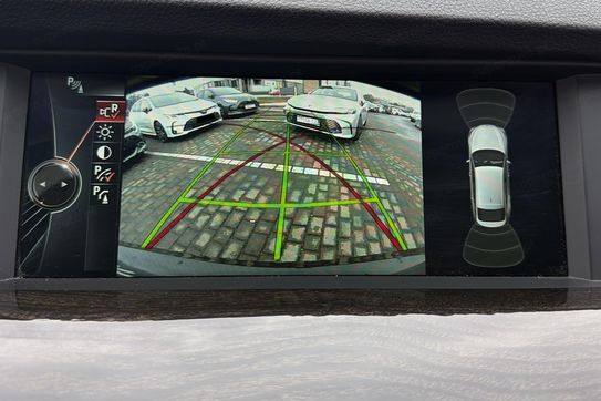 BMW Seria 5 Gran Turismo 520d Luxury Line