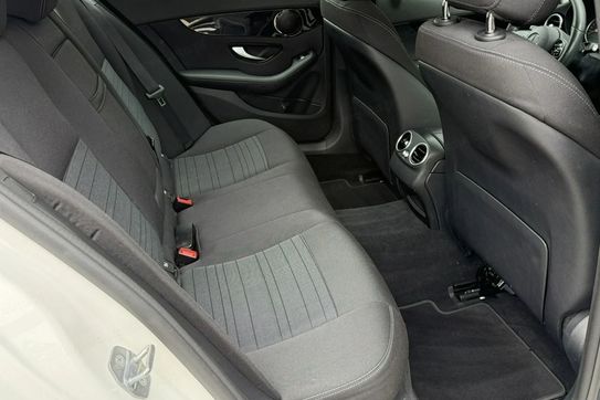 Mercedes Klasa C 220 d 9G-Tronic