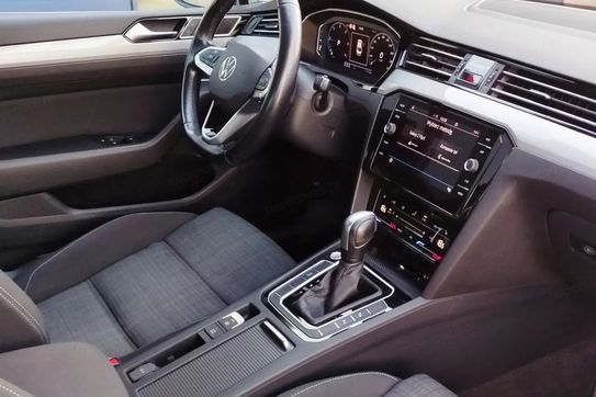 Volkswagen Passat 2.0 TDI Business DSG