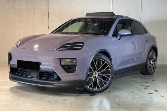 Porsche Macan 4