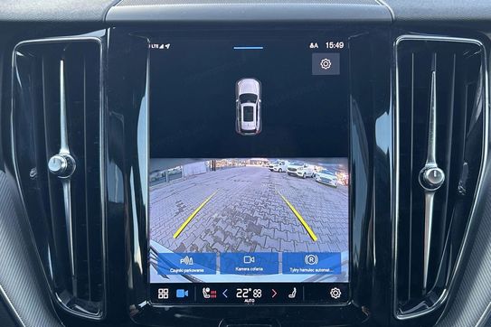 Volvo XC60 B5 B AWD R-Design