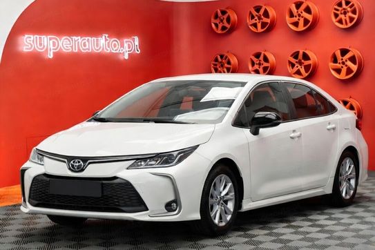Toyota Corolla Comfort 1.5 benzyna