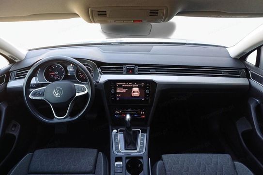 Volkswagen Passat 1.5 TSI Business DSG