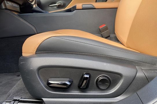 Lexus ES 300h Business Edition