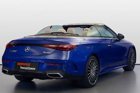 Mercedes CLE Cabrio 300 4MATIC AMG Line