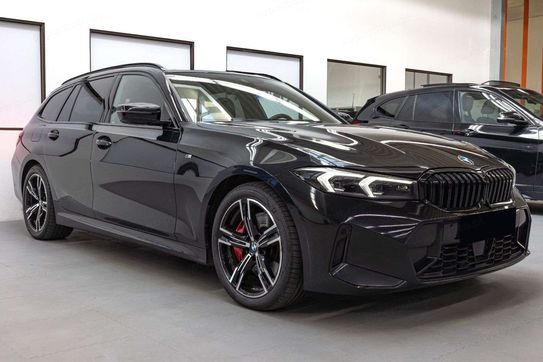 BMW Seria 3 Touring 330i xDrive M Sport