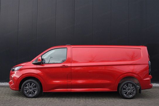 Ford Transit Custom 320 L2H1 Limited A8