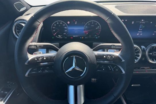 Mercedes GLB 200 AMG Line