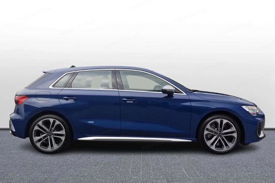 Audi A3 S3 TFSI quattro S tronic