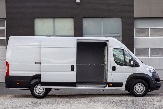 Opel Movano L4H2