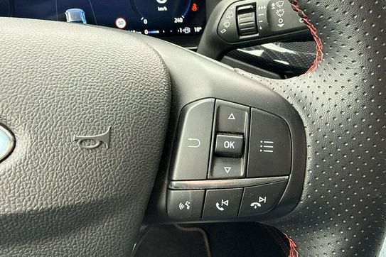Ford Focus Ecoboost Hybrid St-Line x
