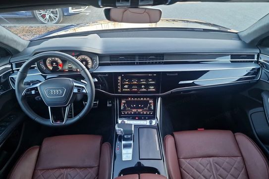 Audi A8 S8 TFSI mHEV quattro Tiptr.