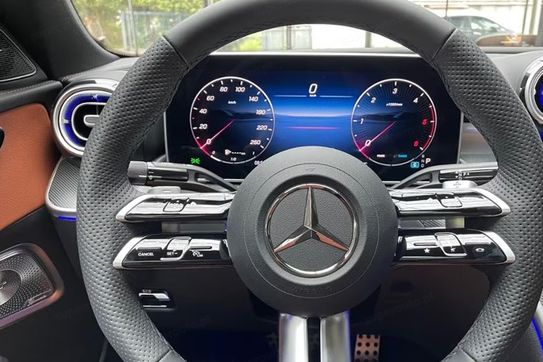 Mercedes Klasa C 220 d 4-Matic AMG