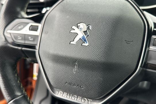 Peugeot 2008 GT 1.5 BlueHDI EAT8