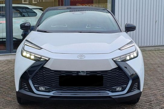 Toyota C-HR Executive 2.0 Plug-in Hybrid Dynamic Force