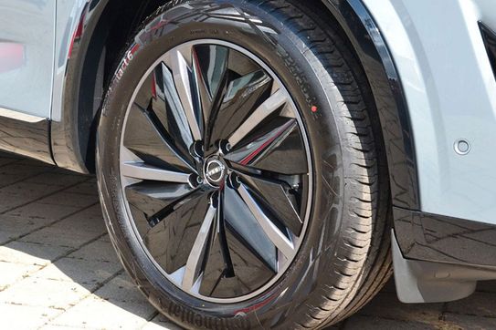 Nissan Qashqai Tekna Xtronic 1.3 DIG-T mHEV