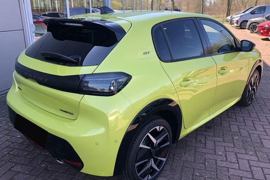 Peugeot 208 GT e-DCS6 1.2 mHEV