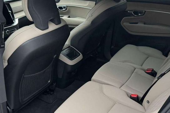 Volvo XC90 B5 AWD Plus Bright