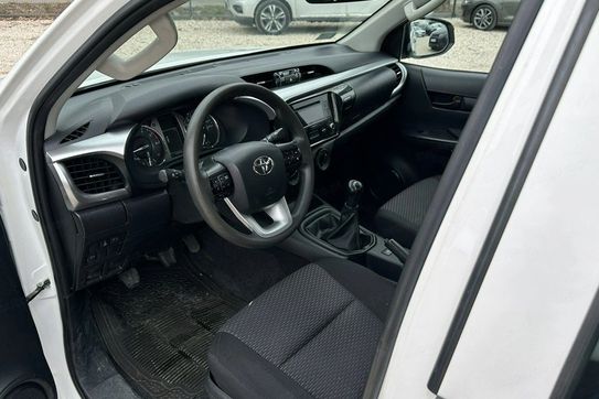 Toyota HiLux 2.4 D-4D Double Cab DLX 4x4