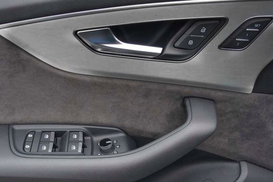 Audi Q7 50 TDI quattro