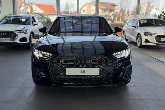 Audi A8 S8 TFSI quattro
