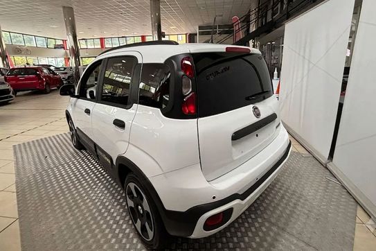Fiat Pandina Cross 1.0 Hybrid
