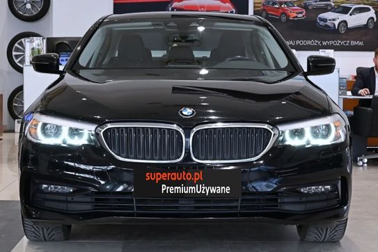 BMW Seria 5 520i Sport Line