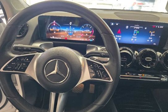 Mercedes GLB 200 d 4MATIC