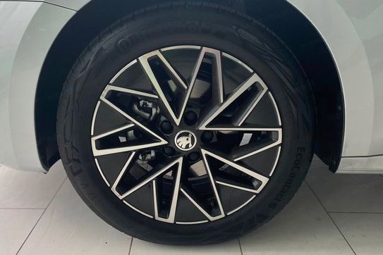 Skoda Octavia Edition 130 Selection 1.5 TSI mHEV DSG