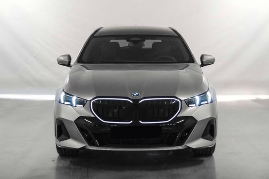 BMW Seria 5 Touring 520d xDrive M Sport